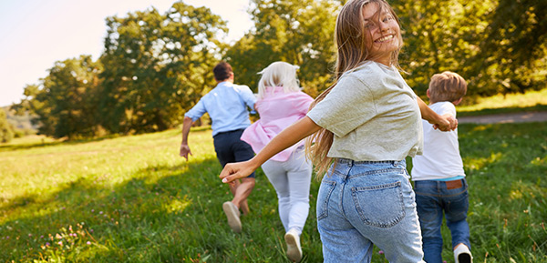 Planen Sie Ausflüge, bei denen die ganze Familie Spaß hat.