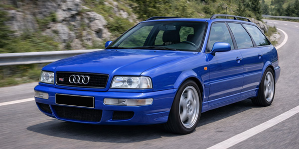 Audi RS2 Avant – sportlicher Power‑Kombi der 90er mit Porsche‑Technik.